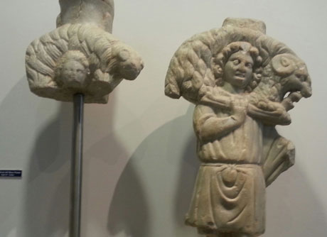Esculturas gemelas del Buen Pastor, Museo de Almería